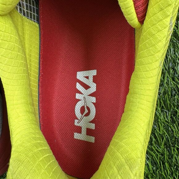 Athletic_Shoes